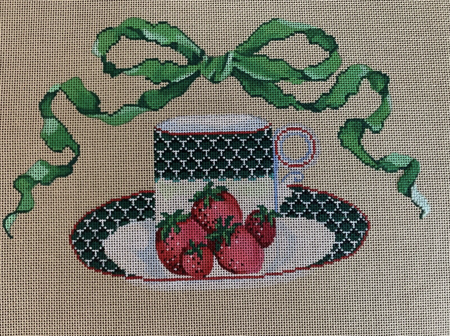 CLEARANCE - STRAWBERRY TEACUP