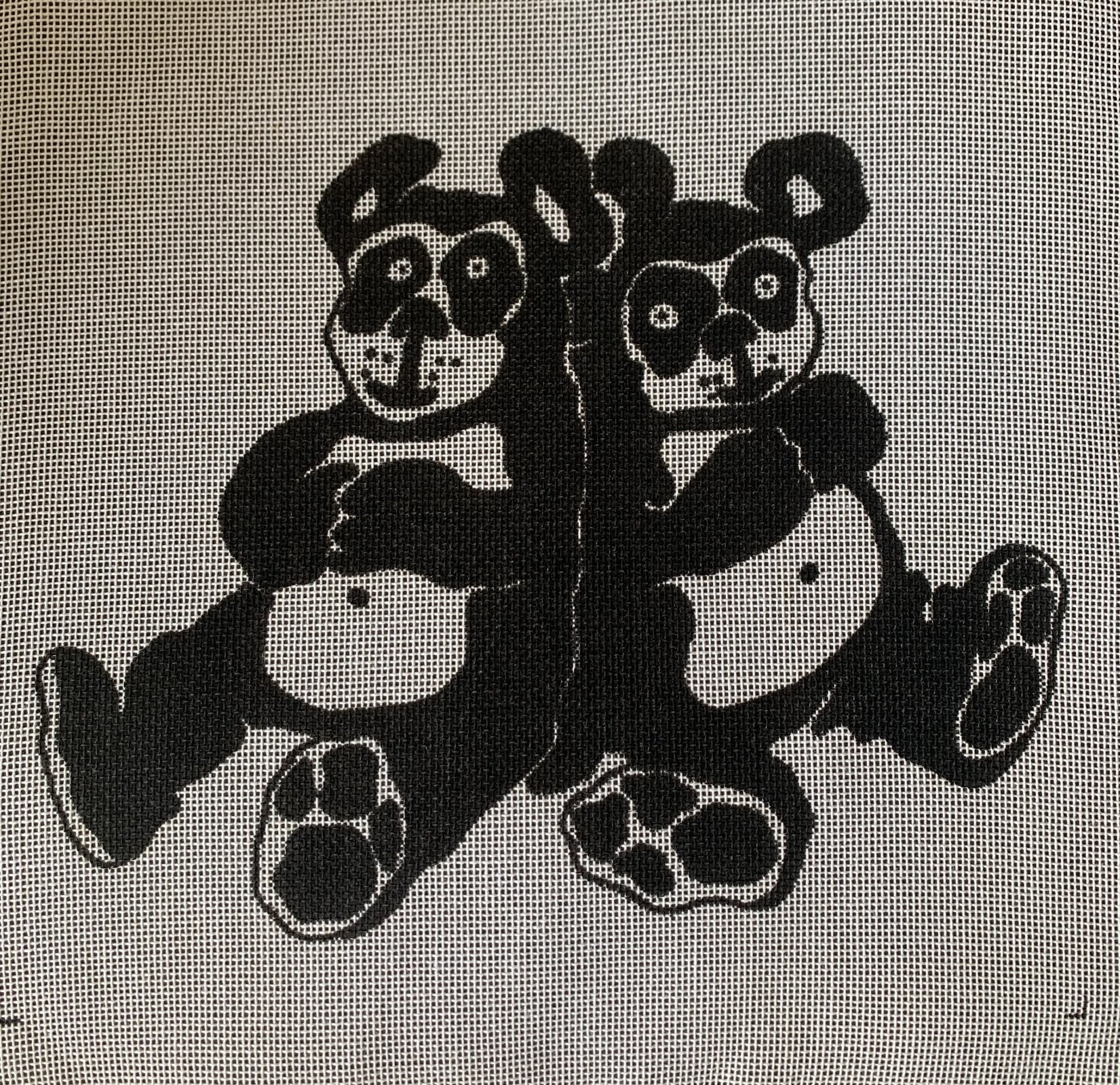 CLEARANCE - C-KAM02 - BLACK AND WHITE BEARS